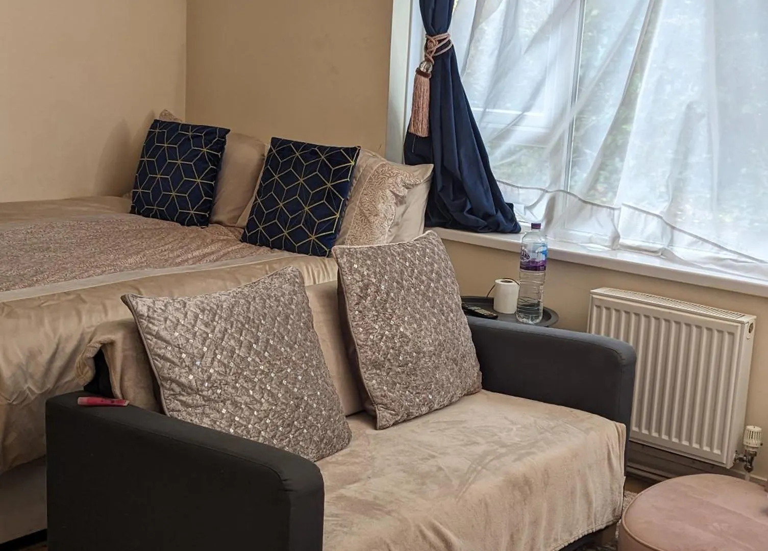 Cosy Ground Floor Studio Flat 豪士罗 英国